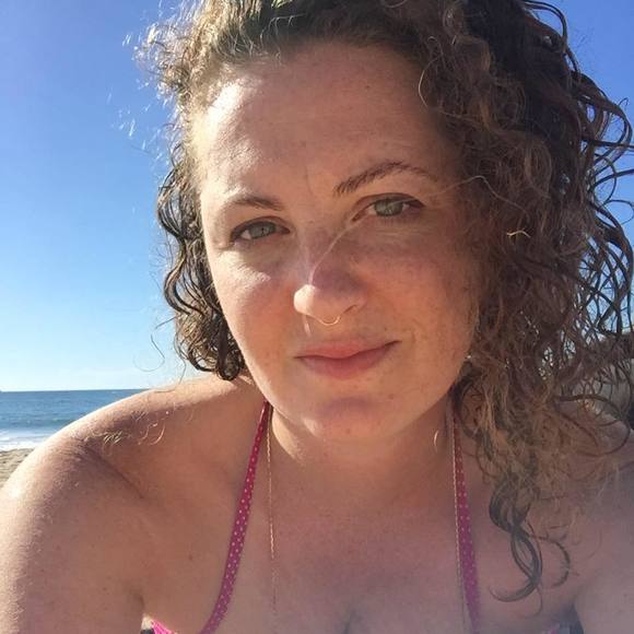 Meet your Posher, Chelsea - Picture 1 of 1